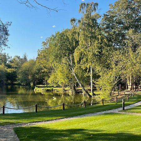 Great Hallingbury Lodges Zewnętrze zdjęcie